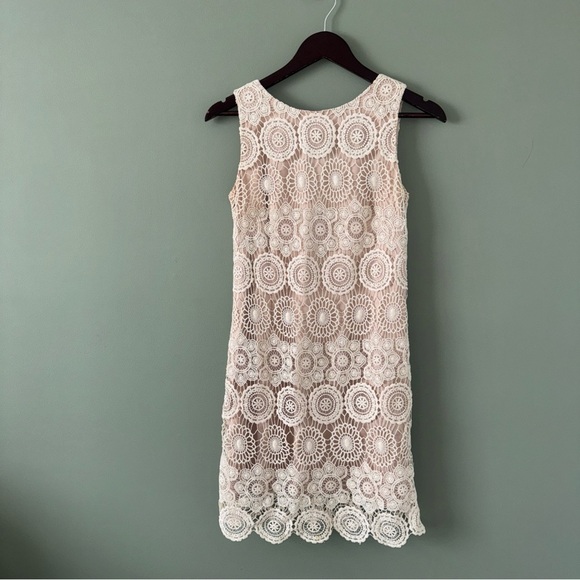 Eliza J Ivory Crochet Lace with Nude Underlay Sleeveless Petite Sheath Dress 2P - Picture 2 of 12